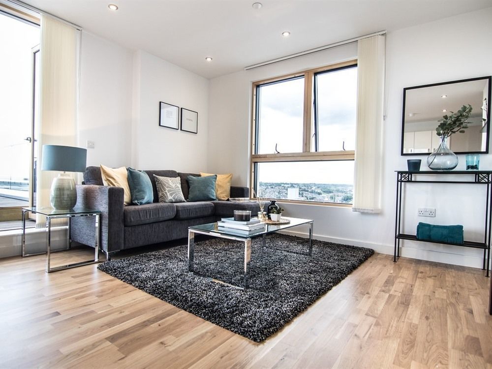 The Penthouse At Hewitt Hotel Reading Bagian luar foto