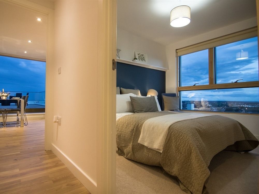 The Penthouse At Hewitt Hotel Reading Bagian luar foto