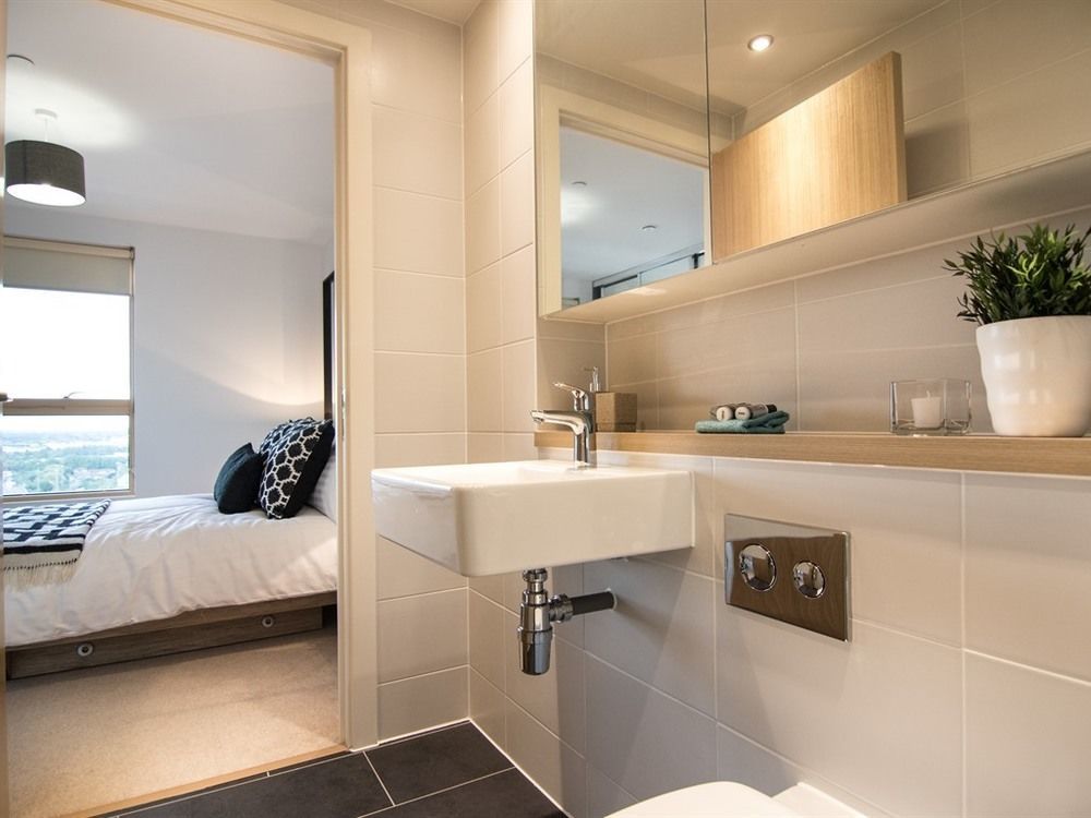The Penthouse At Hewitt Hotel Reading Bagian luar foto