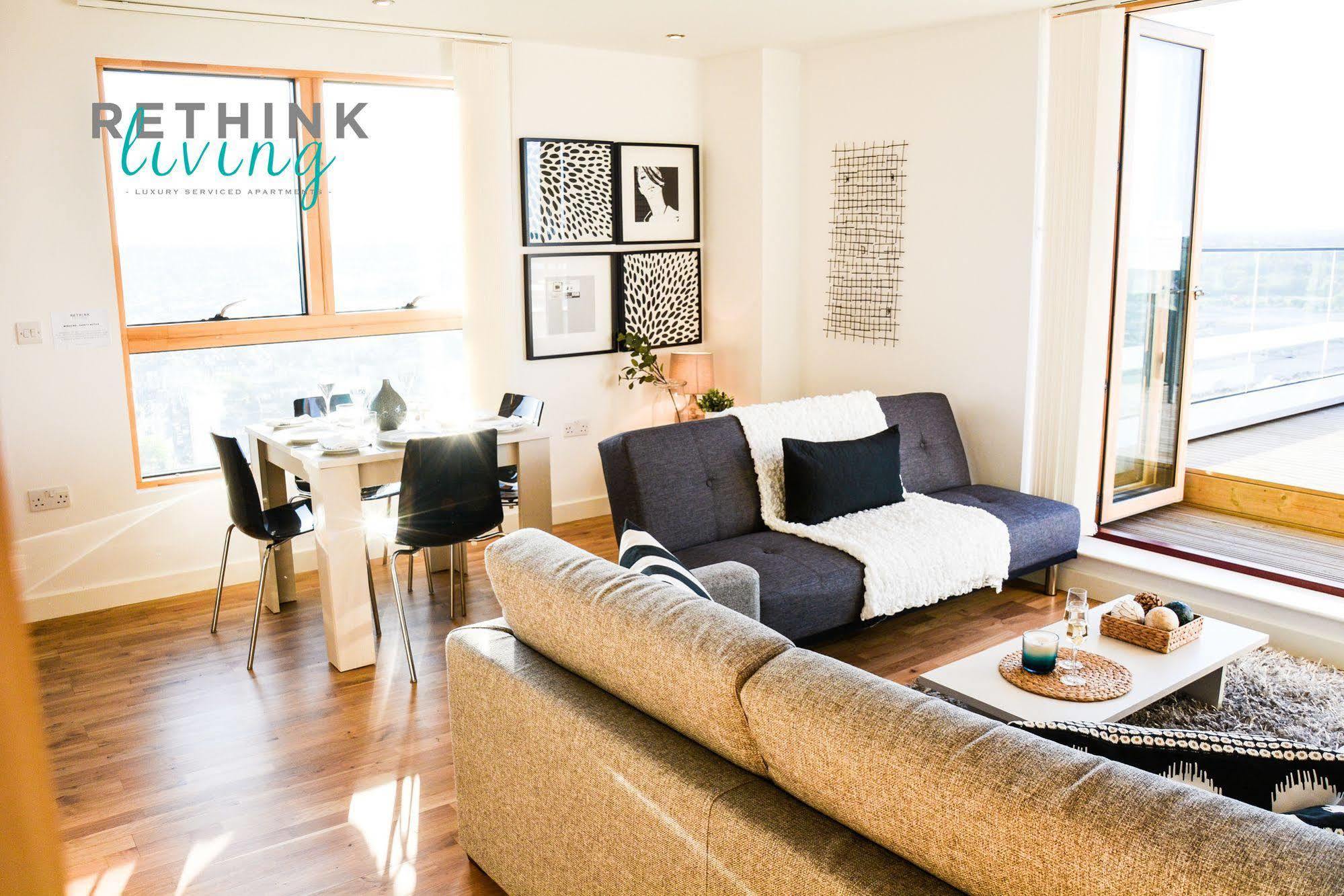 The Penthouse At Hewitt Hotel Reading Bagian luar foto