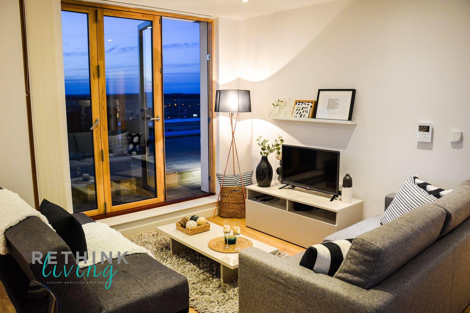 The Penthouse At Hewitt Hotel Reading Bagian luar foto